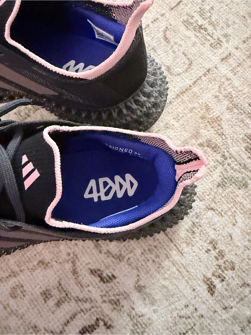 adidas lightweight athletic